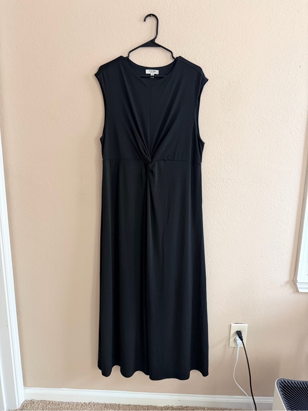 The Occassion By Old Navy Twist Front Maxi Dress Black